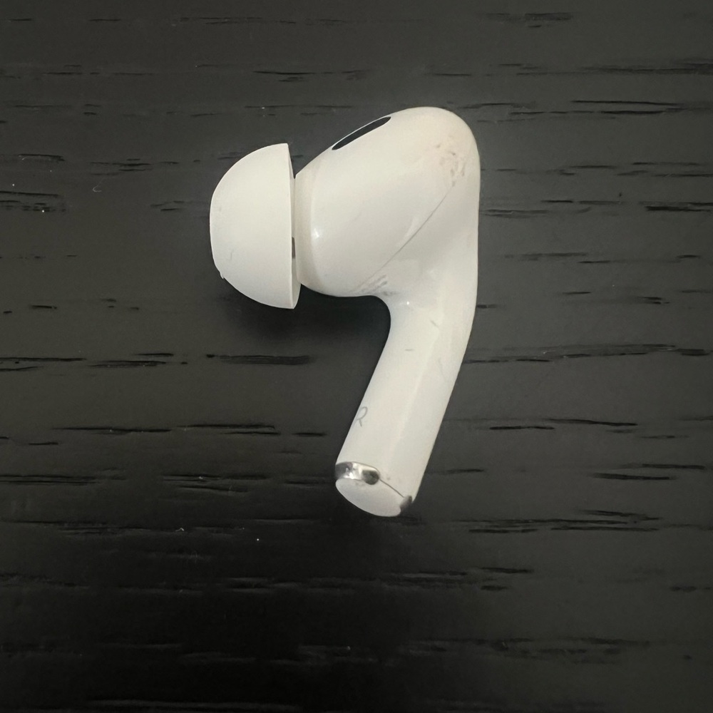 Genuine Apple AirPods Pro 2nd Generation AirPod  - Right Side (A2698)